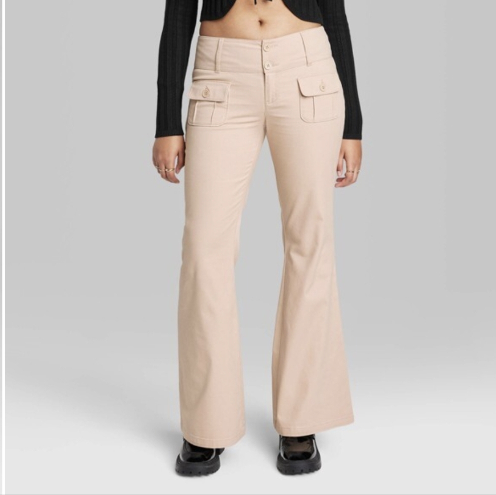 Beige Wild Fable Women's Low-Rise Flare Chino Pants Size 6